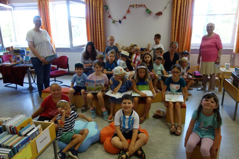 Gruppenfoto_Bücherei