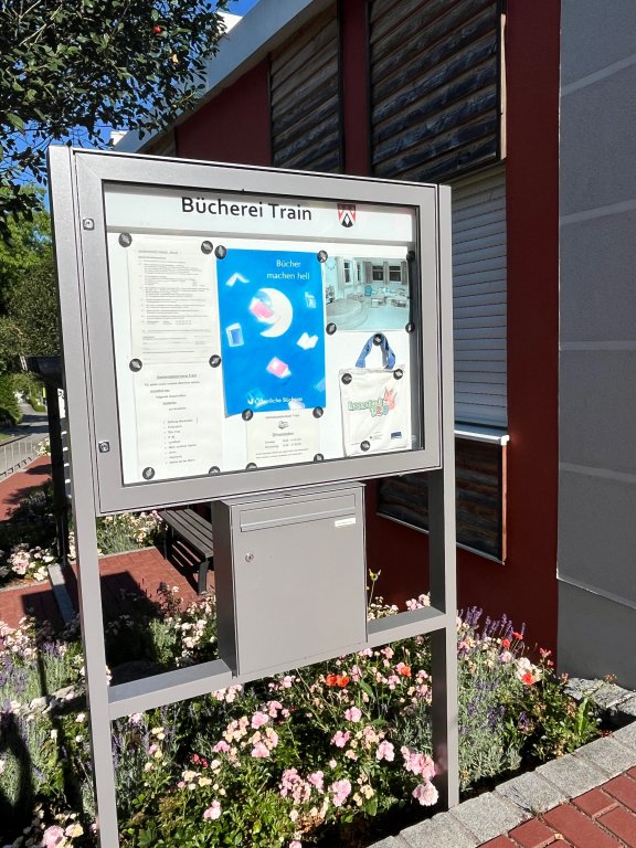 Bücherei_Schild